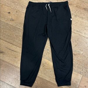Vuori black/gray joggers